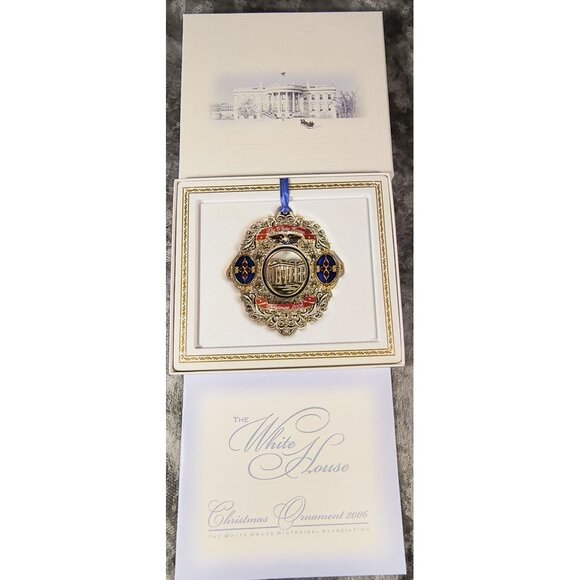 The White House 2006 Christmas Ornament Historical Association Collectible - Picture 2 of 4